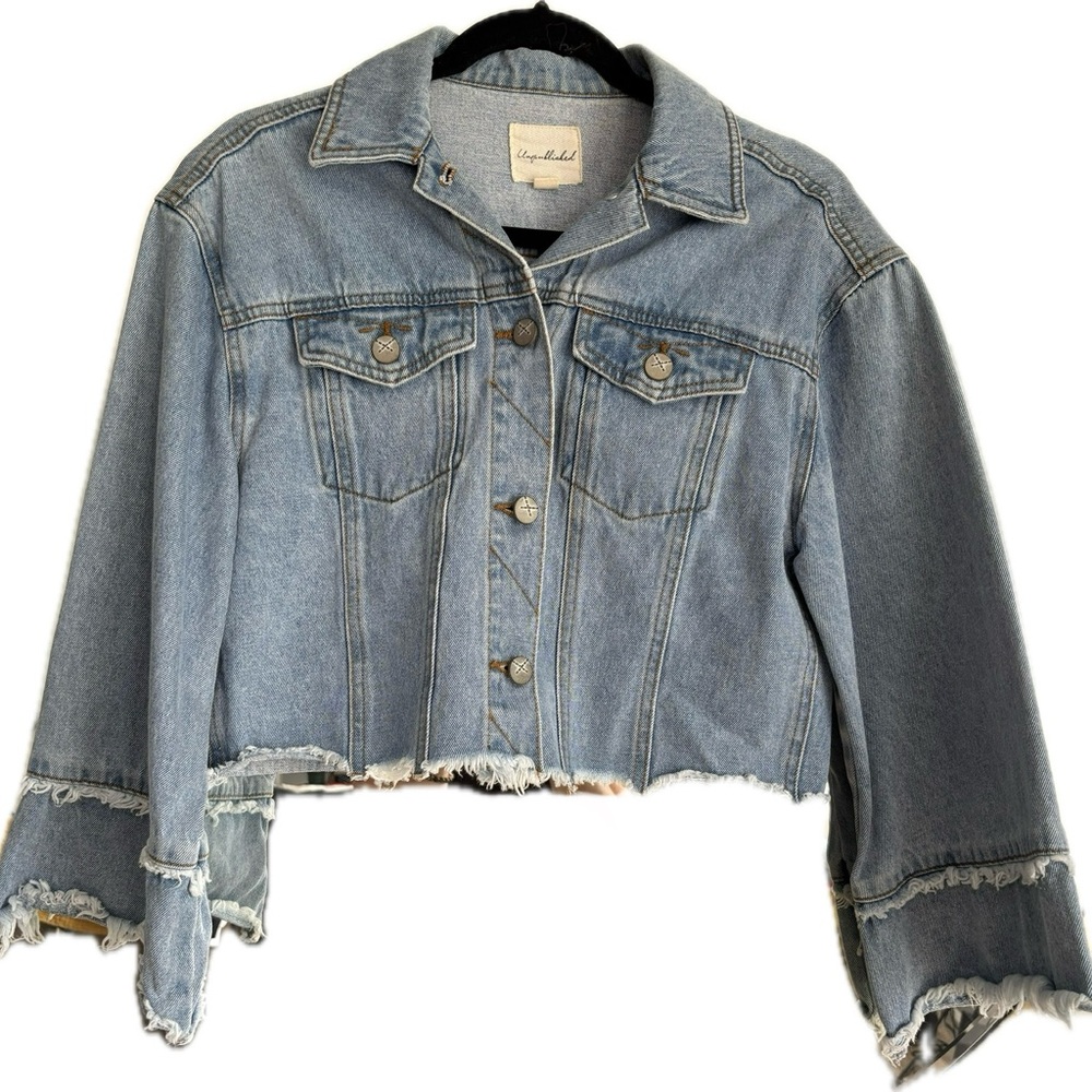 Unpublished Stylish Cropped Denim Jacket